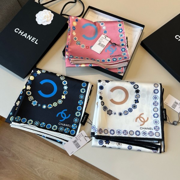 ブランドシャネルChanel シルクスカーフ レディース スクエアスカーフ 90×90cm 芸術的 絵画柄 軽量 サテン ハンカチ 正方形 ネックスカーフ 多機能 装飾 ネッカチーフ バンダナ 頭飾り 髪の包帯