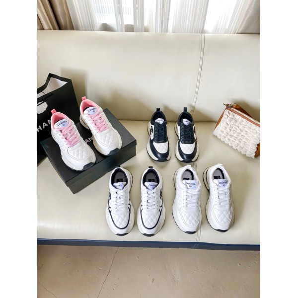 シャネルCHANELレディース キルティング厚底スニーカー 脚長効果 ダッドシューズ シャネルChanel 靴下レディースエレガントキルト柄厚底スニーカー レディース カジュアルシューズ