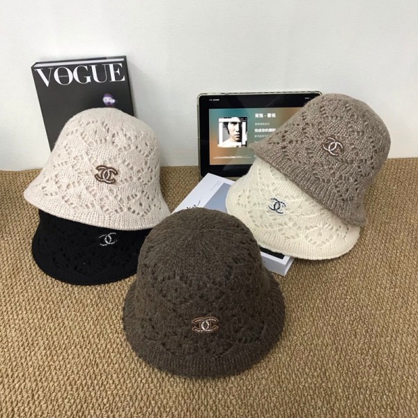 シャネルCHANELレディース向秋冬ニットハット 透かし編みデザイン メタル飾り付き 4 カラーシャネルニットバケツ帽 軽量ニット素材 大人可愛い