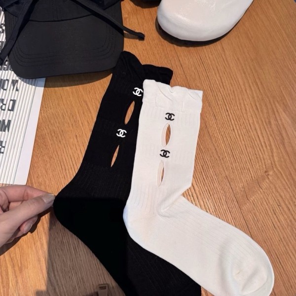 Chanel シャネルハイブランド ソックス 綿製ブランド ストッキング 大人気ブランドミドルソックス 高品質浅口ソックス 女の子好き 韓国
