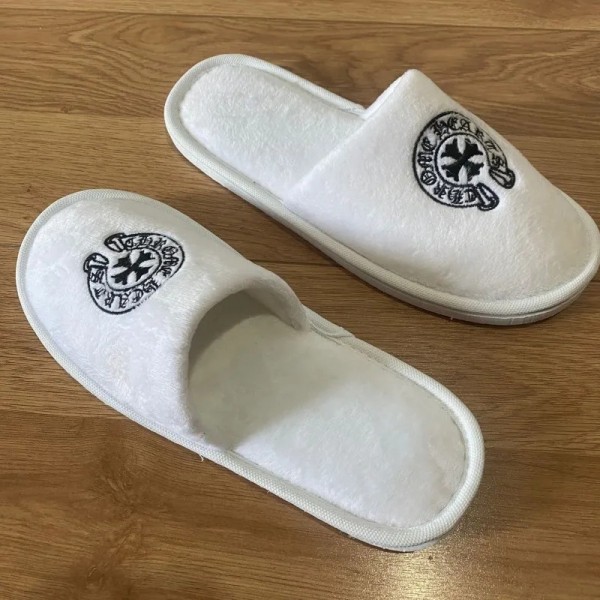 クロムハーツ Chrome Hearts ブランド ルームシューズ スリッパ 来客用スリッパ レディース メンズ 洗える 静音 子供スリッパ 室内 部屋履き ルームスリッパ 低反発 男女兼用 オフィス トイレ カップル 滑り止め 履き心地良い 軽量 自宅用 