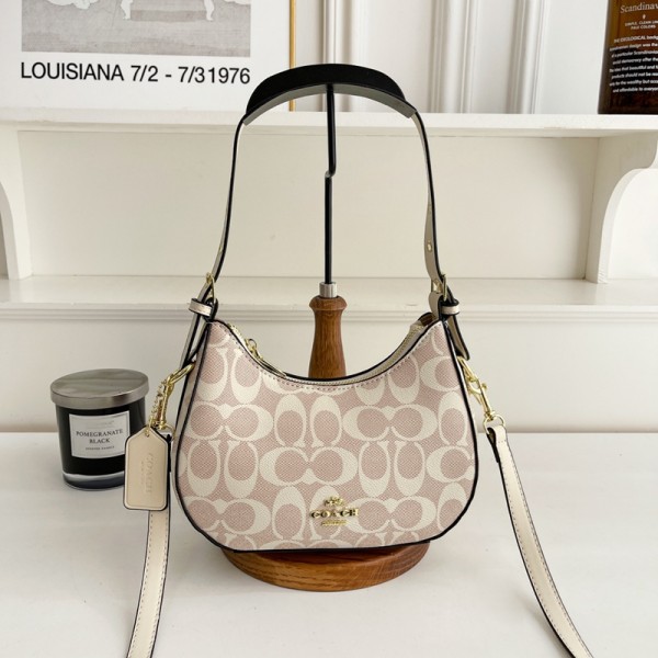 Coach コーチブランド斜めがけバッグ レディースバック 三日月バッグ PUレザー 小型 小さめ ボディバッグ 撥水 通学 通勤バック レディースカバン 斜めがけ 自転車バック