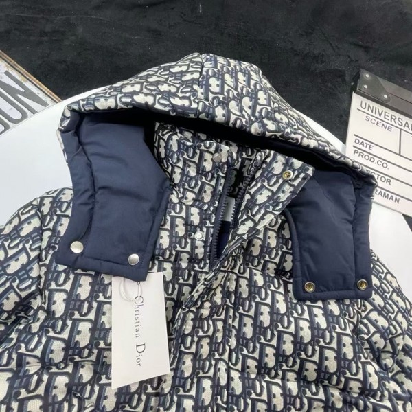 Dior ディオールブランド子供服 中綿コート ダウンジャケット 80-140cm キッズジャケット 防寒 コート かわいい フード付き 厚手 ボーイズ ガールズ キッズ 幼児 ブルゾン 女の子 男の子 ボアコート アウター 冬服