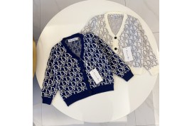 ディオール子供カーディガン ルイヴィトン秋冬マフラー 雰囲気っぽい