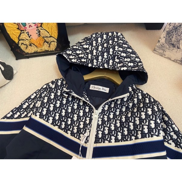 Dior ディオールブランドウィンドブレーカー ボーイズ かわいい 軽量 裏地付き 子供服 アウター ジャンパー 男の子 ジュニア 90¬160cm  マウンテンパーカー キッズ 防風 防水 プレゼント 春秋 入園