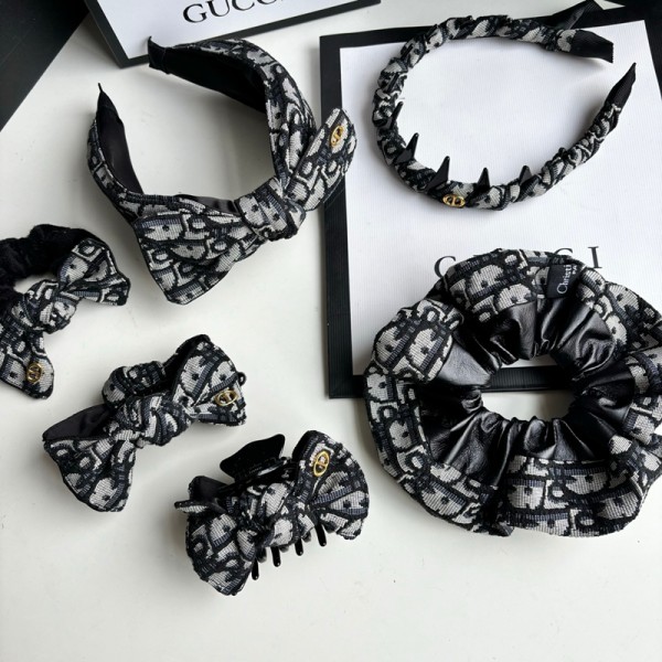 Dior ディオールブランドヘアバンドレディース カチューシャ ブランドかわいい ハイブランドシュシュ存在感抜群ブランドバナナクリップ髪アレンジ
