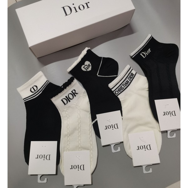 Dior ディオールハイブランド薄手ソックス 綿製コットン 靴下 メンズ 通気性 5足セット 綿ソックス 女の子好き 韓国ブランドショートソックス 男女兼用 ファッション