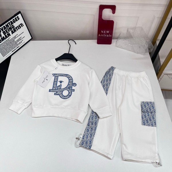ディオールDior キッズ 2 点セット 長袖スウェットトップス＋カーゴパンツ 総柄ワンポイント ホワイトディオールDior 子供服セットアップ 丸首長袖トップス 総柄ポケット付きロングパンツ 男の子女の子