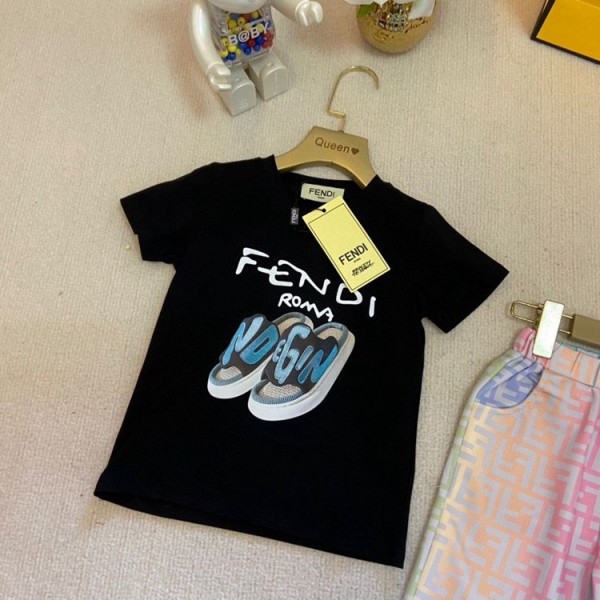 FENDI フェンディ ２点セット 子供服 キッズ 上下セット 半袖 Tシャツ 半ズボン カジュアル 潮流 男女兼用