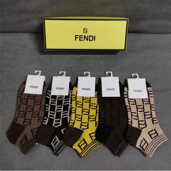 Fendi フェンディハイブランド ソックス 綿製ブランド ストッキング 大人気上質な コットン ソックス くつしたブランドソックス 男女兼用 ファッション