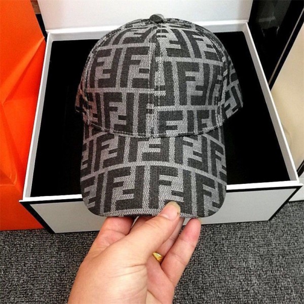 Fendi フェンディハイブランド 帽子 キャップ メンズ レディース ツートン 3カラー FF柄 ジャガード シンプル 野球キャップ ベースボールキャップ