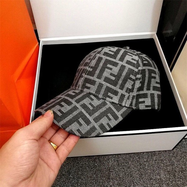 Fendi フェンディハイブランド 帽子 キャップ メンズ レディース ツートン 3カラー FF柄 ジャガード シンプル 野球キャップ ベースボールキャップ