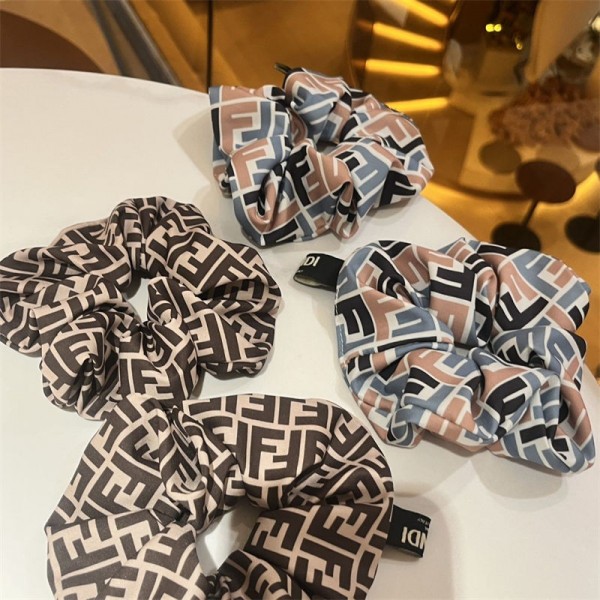 Fendi フェンディブランドヘアバンドレディースヘアゴムブランドかわいいハイブランドシュシュ存在感抜群ブランドヘアロープ髪アレンジ