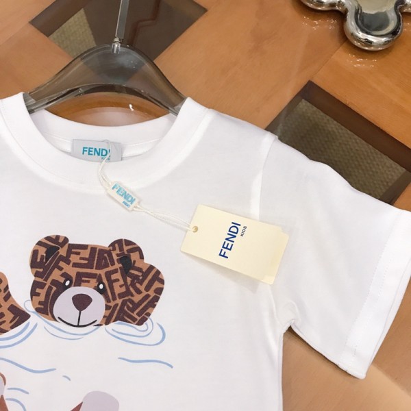 Fendi フェンディブランド親子服 お揃い ｔシャツ 半袖Tシャツ 上着 トップス 綿100% 子供服 男の子 女の子 キッズ服 おしゃれ 高品質 ペアルックｔシャツ