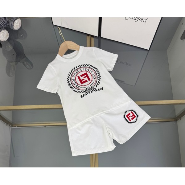 ブランドフェンディ子供服 男の子 セットアップ 夏 Fendi キッズ半袖 Tシャツ ハーフパンツ 半ズボン 上下セット 子供 ジャージ 上下セット 男の子 服 カジュアル 韓国 おしゃれ 90-160cm