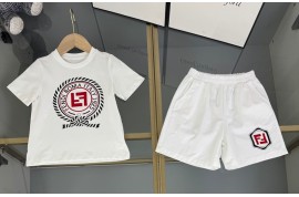 フェンディキッズ服セットアップ シャネルデニムキャップ ナイキスポーツタオル