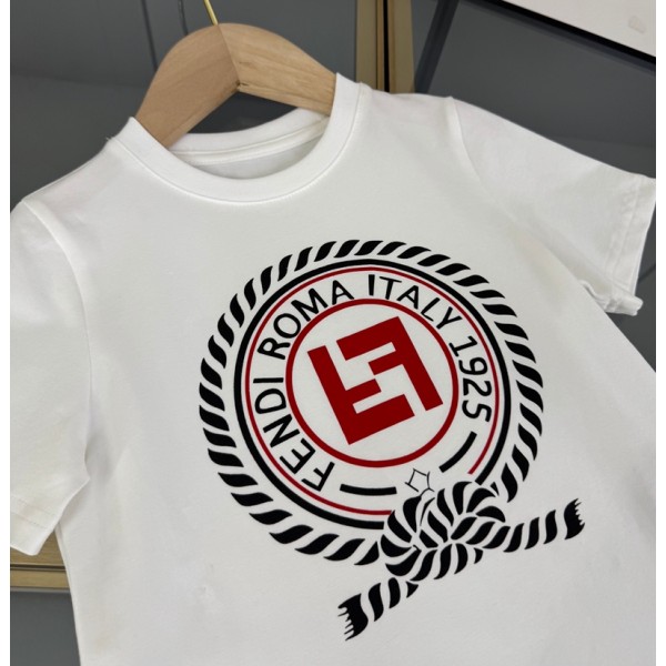 ブランドフェンディ子供服 男の子 セットアップ 夏 Fendi キッズ半袖 Tシャツ ハーフパンツ 半ズボン 上下セット 子供 ジャージ 上下セット 男の子 服 カジュアル 韓国 おしゃれ 90-160cm