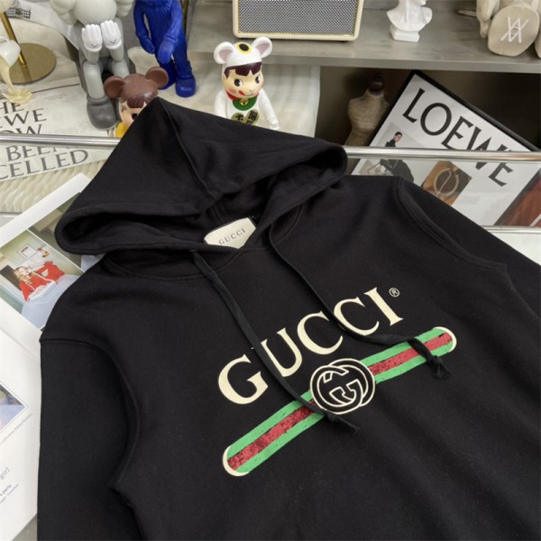 グッチ パーカー ハイブランド GUCCI トレーナー カジュアル 長袖Tシャツ 裏起毛 スウェットシャツ 大きいサイズ 心地よい スウェットパーカー 上着 フード付き 暖か 男女兼用 