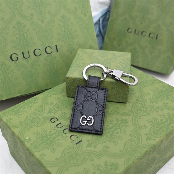 ブランド グッチ キーホルダー モノグラム柄 金具 革製 GUCCI キーリング ファション 定番 おしゃれ メンズ レディース 車用品 車用アクセサリー 耐久性 ファッション 5カラー