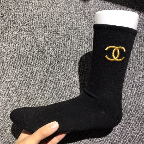 Chanel シャネル グッチ ディオール バーバリー ソックス 5点セットブランド ストッキング 大人気ブランドミドルソックス 高品質上質な コットン ソックス くつしたブランドソックス 男女兼用 ファッション