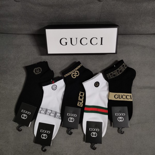 Gucci グッチレディース向け 靴下 かわいいブランドソックス 5足セット 大人気コットン 靴下 メンズ 通気性 浅口ソックス 女の子好き 韓国