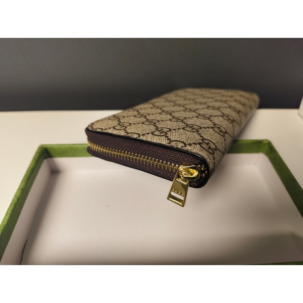 Gucci グッチブランド財布 レディース 大容量ウォレット じゃばら 長財布 PU革 ギャルソン レシートと小銭を自動で仕分け 多機能 ファスナーウォレット コインスルー アイボリー