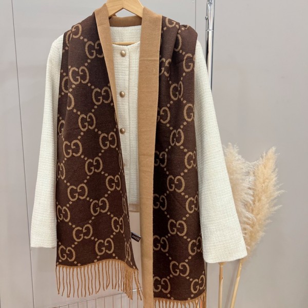 Gucci グッチハイブランド 秋冬 マフラー春秋 スカーフ ファッション 使い心地よい肌に優しい ブランドショール男女兼用 リバーシブルマフラー 肩掛け