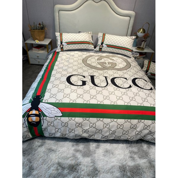 ブランドGucci グッチ布団カバー 春夏ベッドシート シーツ/ボックスシーツ 選べる 枕カバー 4点セット 涼しい ブランド 布団カバー コピー 寝具 偽物 新作 寝具 有名ブランド