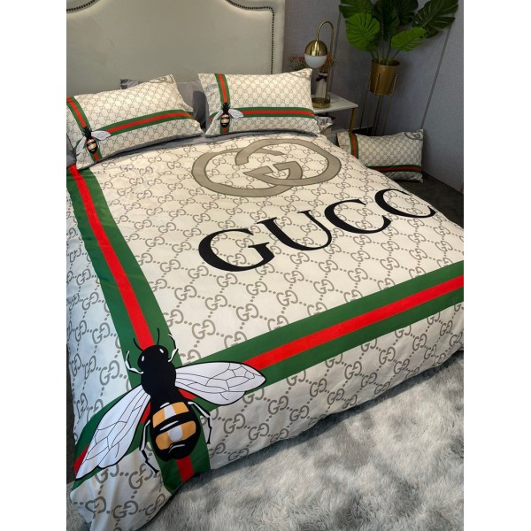 ブランドGucci グッチ布団カバー 春夏ベッドシート シーツ/ボックスシーツ 選べる 枕カバー 4点セット 涼しい ブランド 布団カバー コピー 寝具 偽物 新作 寝具 有名ブランド