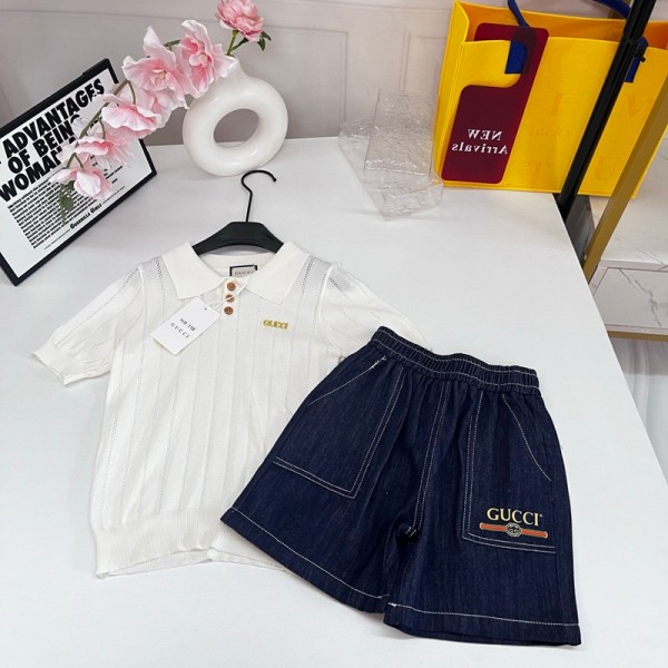 ブランドGucci グッチ子供服 男の子 夏服 セットアップ キッズ 半袖 ニットポロシャツ デニムショートパンツ 上下 2点セット お洒落 ワンポイント ジャージ カジュアル 90-150cm