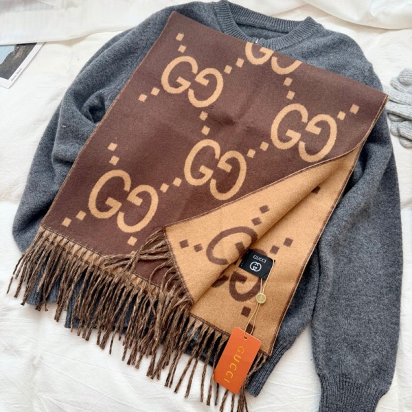 グッチGG ロゴジャガードリバーシブルマフラー｜両面配色タッセル付き大判ストール グッチGUCCI 秋冬レディースストール