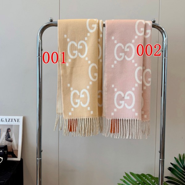 グッチGUCCI ダブル G モチーフ総柄 両面使えるタッセルマフラー レディース 秋冬グッチGUCCI 大きな幾何モチーフ 両面リバーシブルマフラー タッセル付き ベージュ / ピンク