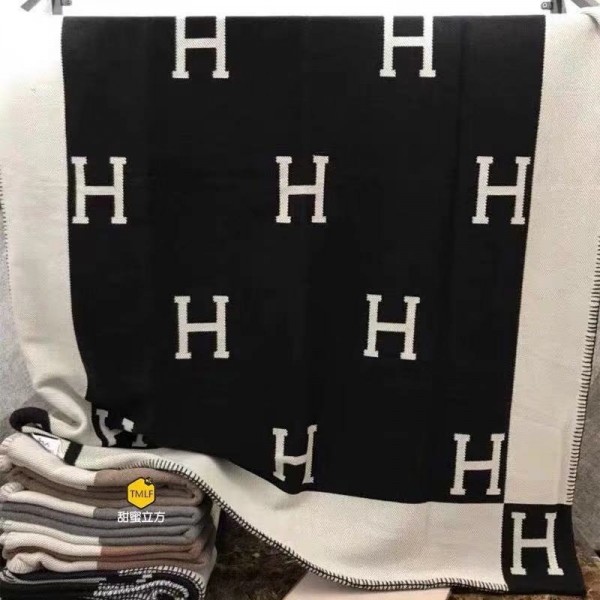 Hermes エルメスハイブランド毛布コピーブランド掛け布団高級感ありブランドブランケット 毛布 おしゃれ ひざ掛け 掛け毛布 肩掛け 着る毛布 プレゼント 秋冬用 洗える 防寒 エアコン対策 通年使用