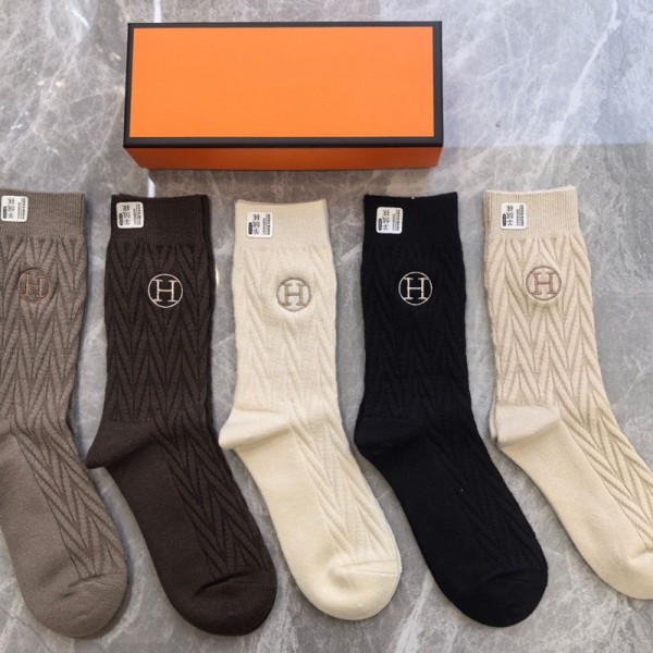 Hermes エルメスハイブランド ソックス ウール混ロゴ刺繍 長筒ソックス 5足セット ギフトブランドミドルソックス 高品質 ウール ソックス くつした