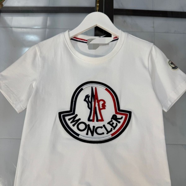 Moncler モンクレールブランド子供服 男の子 半袖 Tシャツ ハーフパンツ 上下セット 夏服 セットアップ 子供 夏 ジャージ 上下 セット 110-160cm 男の子 カジュアル 韓国 お洒落 男の子 半袖 スウェット セットアップ キッズ 出産祝い 子供の日プレゼント