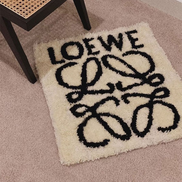 LOEWE ロエベ大幅応接間ラグ 洗えるハイブランド室内マット滑り止め 部屋マット カーペット 消音 抗菌ハイブランド60 * 70CM