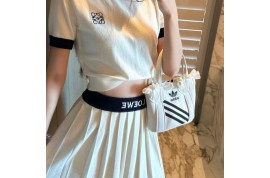 ブランドロエベニットセットアップ シャネルビキニ水着 ディールエアコン毛布