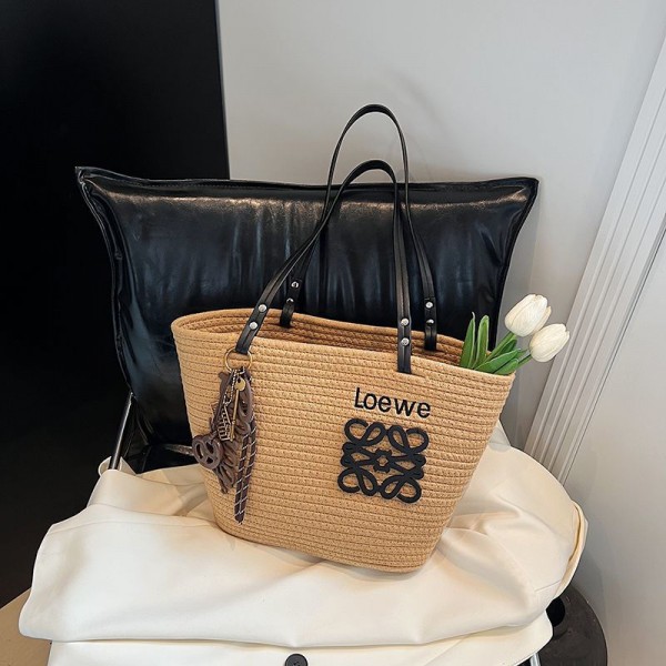 LOEWE ロエベ肩掛けバッグブランドトートバッグ レディース 編みトートバッグ 編みバッグ 通学 通勤 軽量 夏向け ショルダーバッグ おしゃれ 可愛い 大容量 シンプル 裏地付き カジュアル 