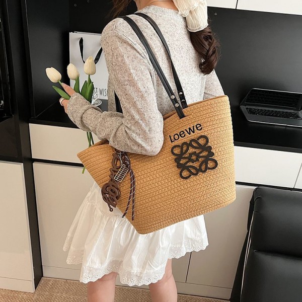LOEWE ロエベ肩掛けバッグブランドトートバッグ レディース 編みトートバッグ 編みバッグ 通学 通勤 軽量 夏向け ショルダーバッグ おしゃれ 可愛い 大容量 シンプル 裏地付き カジュアル 