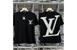 ルイヴィトン半袖tシャツ グッチスポーツタオル シャネルスイムウェア 激安屋おまけ