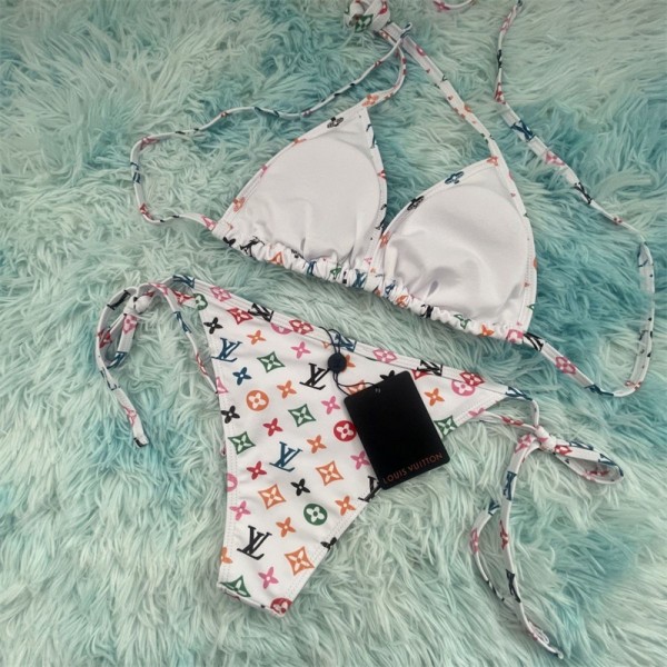 Lv ルイヴィトンブランドコピービキニ セクシー おしゃれビーチウェアママ 水着 2点セット 体型カバー セクシー旅行 女性用水着 おしゃれ大きいサイズ 体型カバー水着 S - XL