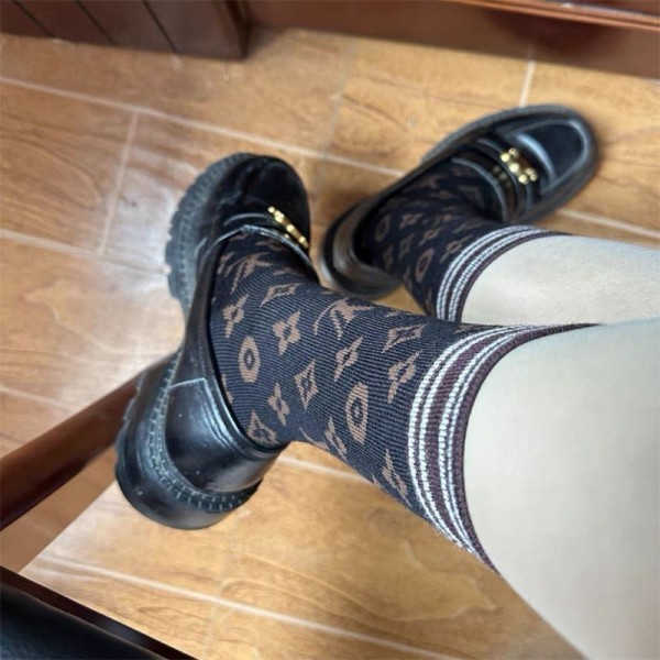 Lv ルイヴィトンハイブランド ソックス 綿製コットン 靴下 メンズ 通気性ブランドミドルソックス 高品質ブランドソックス 男女兼用 ファッション 3足セット
