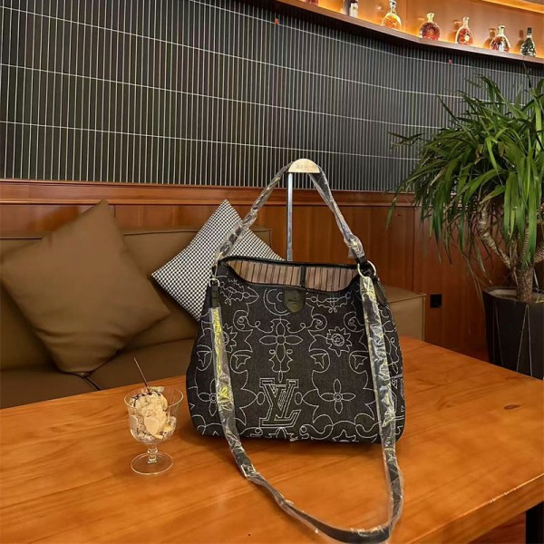 Lv ルイヴィトンブランドトートバッグ デニム ジーンズ カジュアル 買い物 通勤 通学 PCバッグ 男女兼用 エレガント キャンバス 帆布 シンプル 大容量 おしゃれ