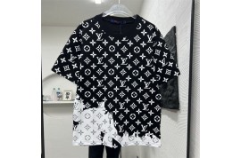 ルイヴィトン半袖Tシャツ シャネル夏スリッパ フェンディエアコン毛布 パロディ