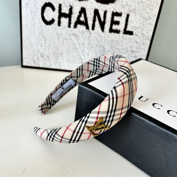 Lv ルイヴィトンブランドカチューシャ ヘアアクセサリー クラシカル 上品 大人っぽい オシャレ 可愛い 落ち着いた 厚め ヘアバンド ヘアピン 髪飾り 太め 幅広 痛くない レトロ くすみカラー 