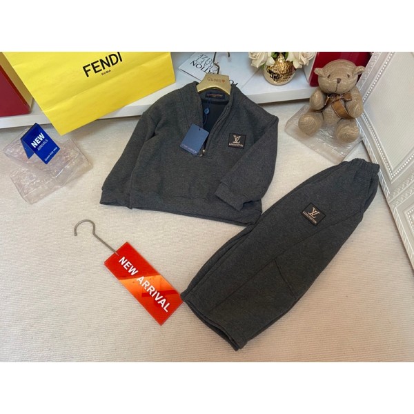 Lv ルイヴィトンブランド子供服 男の子 セットアップ パーカー ロングパンツ ジャージ 裏起毛スウェット 長袖 カジュアル キッズ ガールズ 100-160cm トレーナー ズボン スポーツ 春秋冬 部屋着 運動着 お出かけ