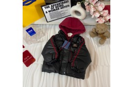 ルイヴィトンキッズ中綿コート バーバリーヘアシュシュ シャネルバスタオル 激安