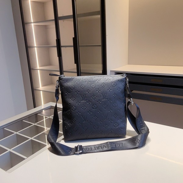 Lv ルイヴィトンハイブランドビジネスバック ショルダーバッグ 手提げバッグ 3点セット メンズ 大容量 メッセンジャーバッグ ビジネス ハンドバッグ 斜めがけ ショルダー 2way 就活バッグ リクルートバッグ 撥水 通勤 多機能 ブラック