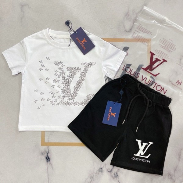 ブランドルイヴィトン子供服 男の子 セットアップ LV 夏 Tシャツ 半ズボン 2点セット ガールズ ジャージ 90-160CM 半袖 スウェット デニムパンツ 上下セット 女の子服 キッズ 韓国 おしゃれ 可愛い 通園 通学 女児服 普段着 子供 ジュニア服