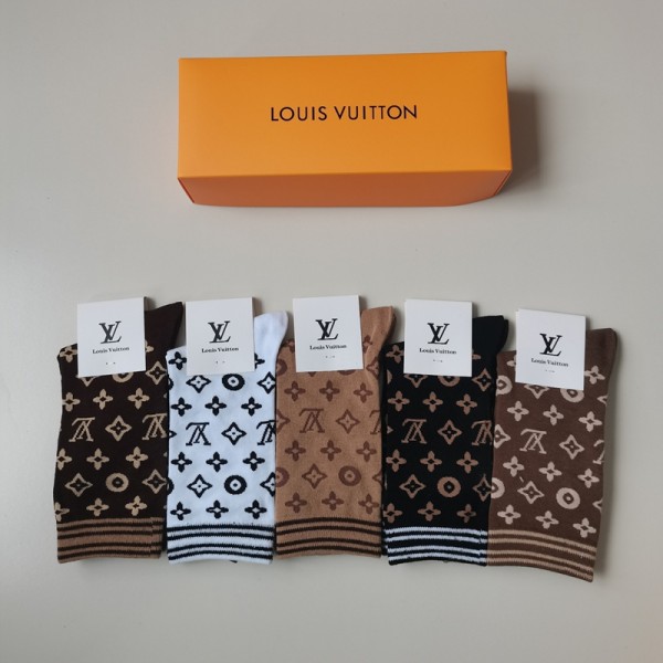 Lv ルイヴィトンブランドミドルソックス 高品質浅口ソックス 女の子好き 韓国上質な コットン ソックス くつしたブランドソックス 男女兼用 ファッション